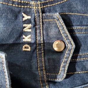 DENIM DKNY KIDS JEAN JACKET SIZE 5